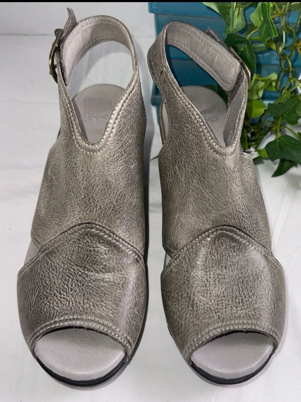 Dansko Vanda Ankle Bootie EU40 US10 Taupe L Slingback Heeled Sandals Wedge Shoe